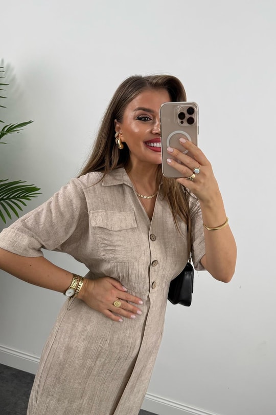 Premium Seri Beli Lastikli Ahşap Düğmeli Midi Boy Elbise Naturel Bej