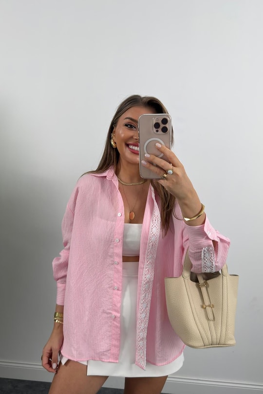 Premium Seri Dantel Detaylı Pembe Çizgili Tensel Gömlek