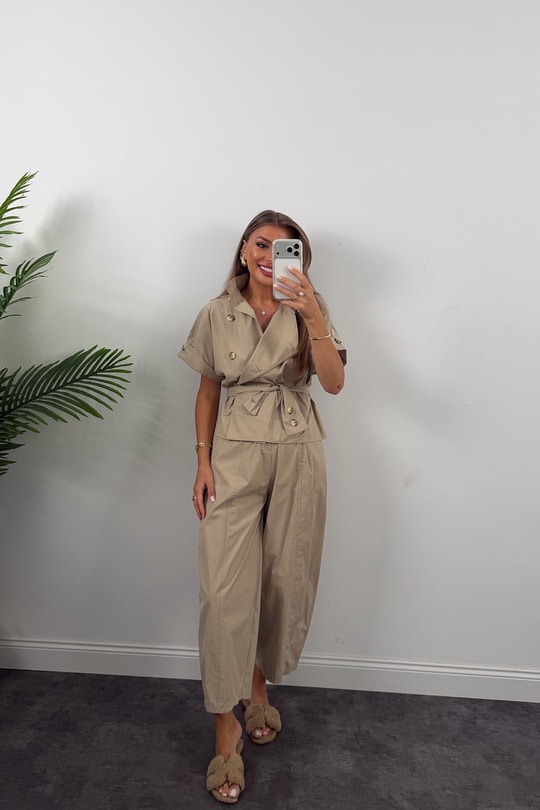 Premium Seri Dik Yaka Yelek Pantolon Harem Takım Bej