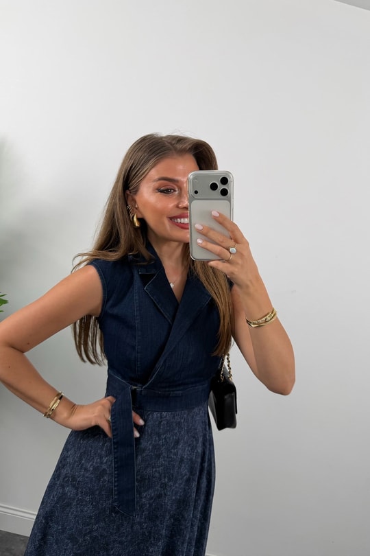 Premium Seri Eteği Tasarım Midi Boy Kloş Jean Elbise Lacivert