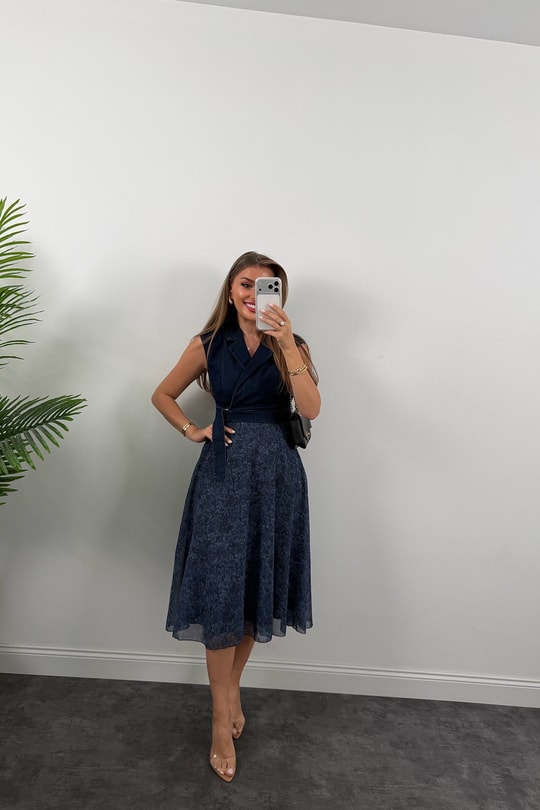 Premium Seri Eteği Tasarım Midi Boy Kloş Jean Elbise Lacivert