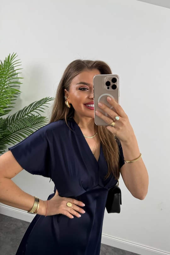 Premium Seri Kimono Kol Tok Saten Midi Boy Dökümlü Elbise Lacivert