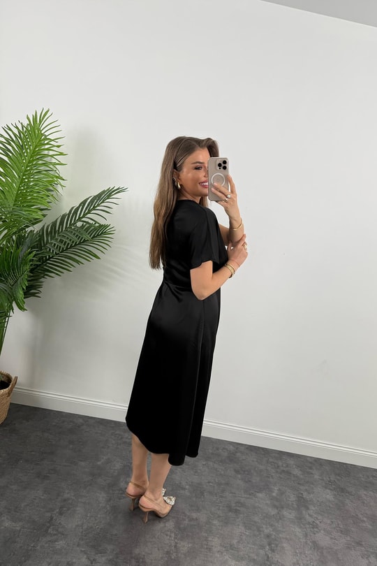 Premium Seri Kimono Kol Tok Saten Midi Boy Dökümlü Elbise Siyah
