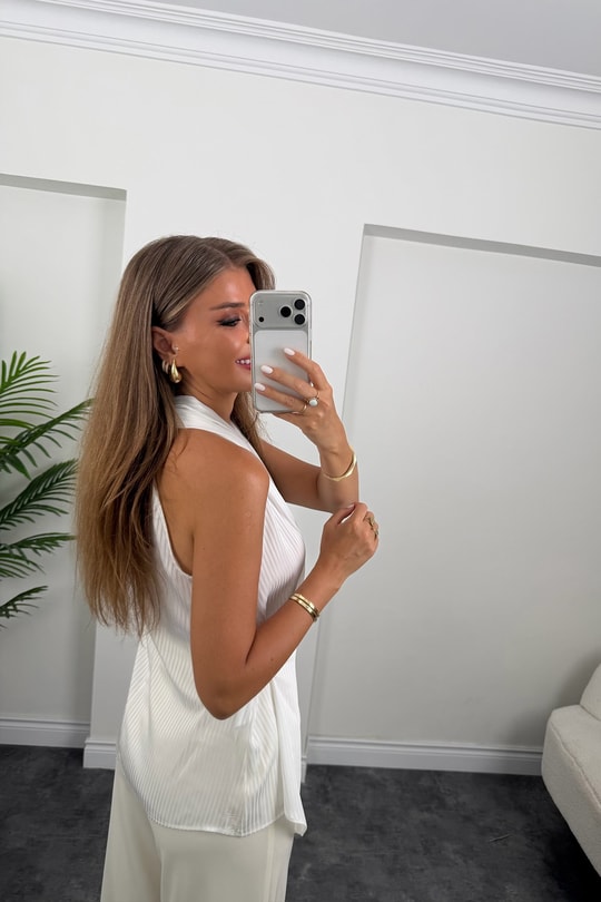 Premium Seri Kruvaze Dökümlü Bluz Beyaz
