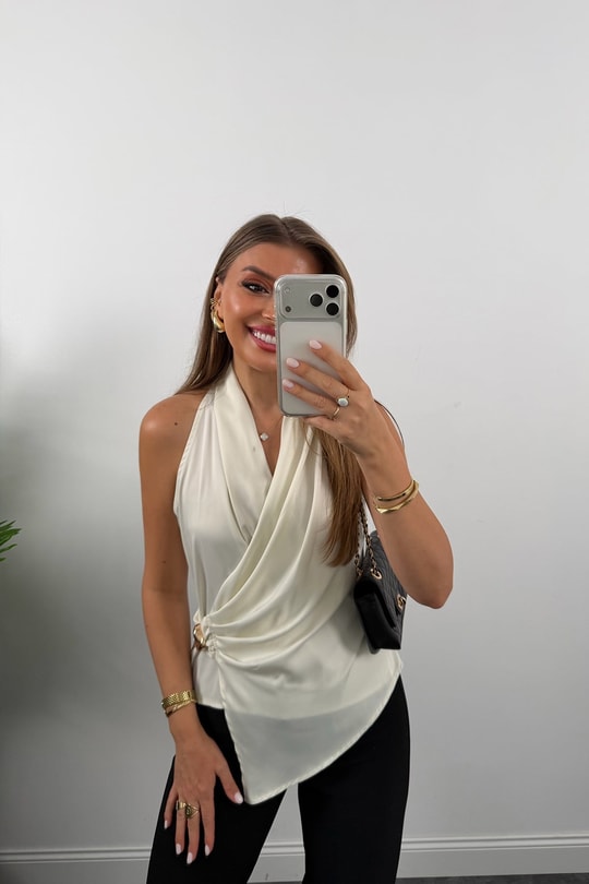 Premium Seri Kruvaze Yaka Asimetrik Saten Bluz Ekru