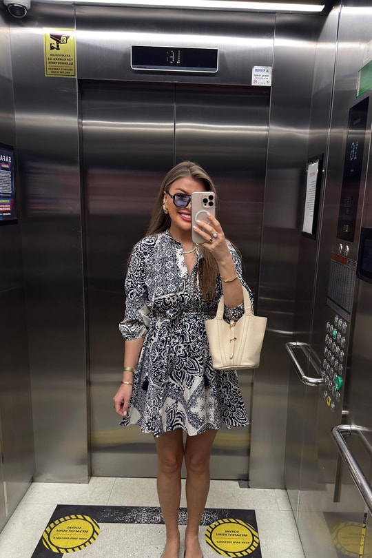 Premium Seri Lacivert Krem Desenli Kloş Poplin Elbise