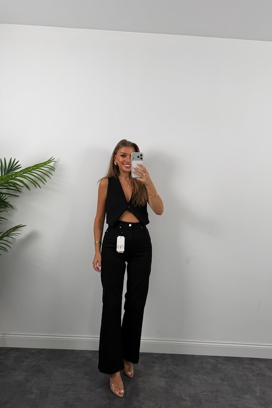 Premium Seri Lİkralı Kesik Paça Alexa Bol Paça Jean Süper Black