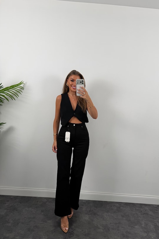 Premium Seri Lİkralı Kesik Paça Alexa Bol Paça Jean Süper Black