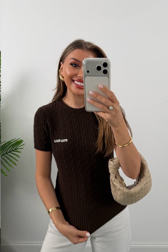 Premium Seri Marka Nakışlı Kısa Kol Elit Triko Bluz Kahverengi
