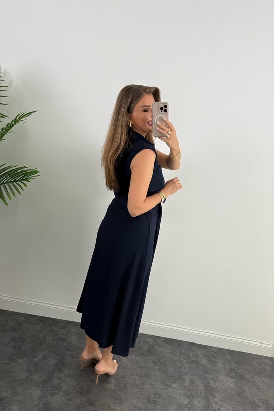 Premium Seri Mng Model Kuşaklı Midi Gömlek Elbise Lacivert