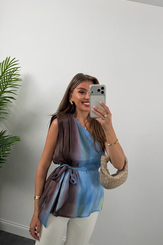 Premium Seri Organze Kumaş Tek Omuz Tasarım Bluz Mavi Desenli
