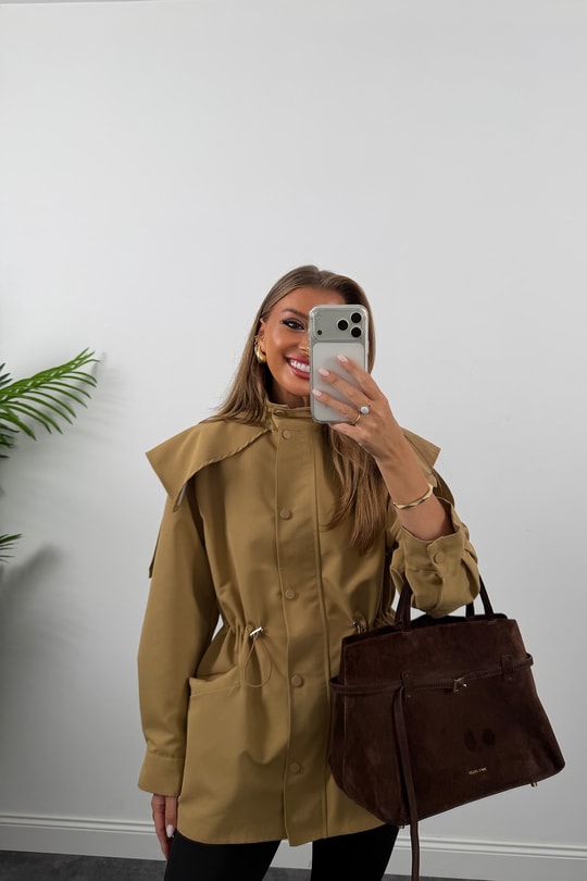 Premium Seri Parka Model Beli Büzgülü Trençkot Camel