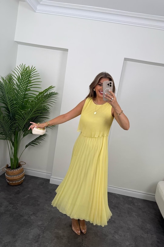 Premium Seri Pileli Maxi Şifon Elbise Butter Yellow - Sarı