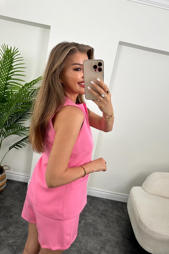 Premium Seri Şehir Boy Şort Yelek Pinterest Takım Pembe