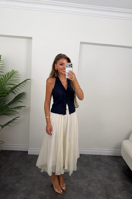 Premium Seri Tam Pamuklu Fırfırlı Amore Bluz Lacivert  
