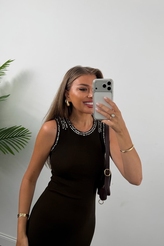 Premium Seri Tam Pamuklu Zımbalı Likralı Maxi Kalem Elbise Koyu Kahve 