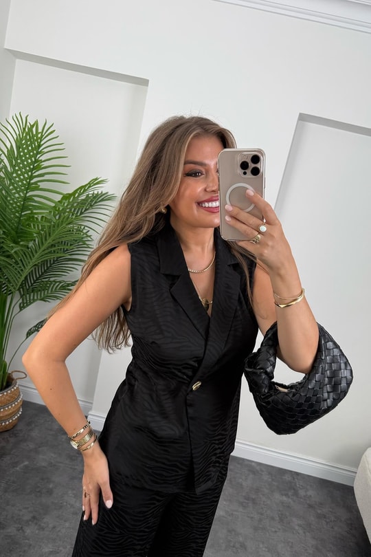 Premium Seri Vatkalı Bluz Pantolon Pamuk Saten Takım Siyah
