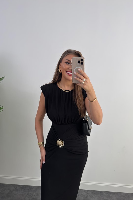Premium Seri Vatkalı Likralı Gold Aksesuarlı Midi Elbise