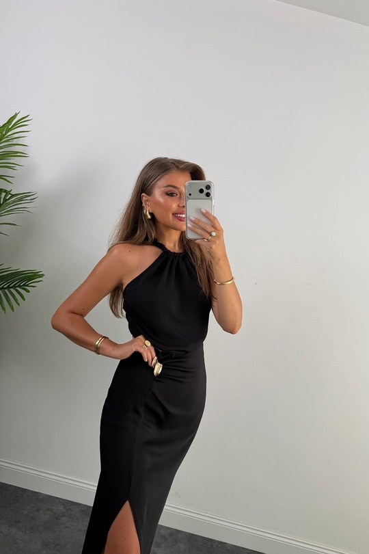 Premium Seri Yaka Tasarım Yırtmaçlı Midi Kalem Elbise
