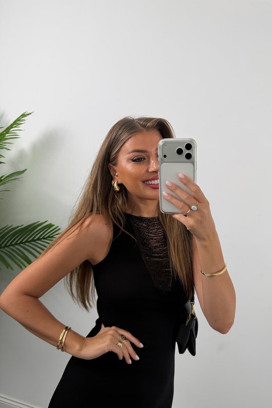 Premium Seri Yakası Boncuklu Tam Pamuklu Likralı Basic Elbise