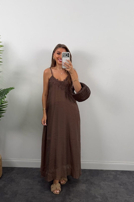 Premium Seri Yakası Dantelli Maxi Tensel Elbise Kahve