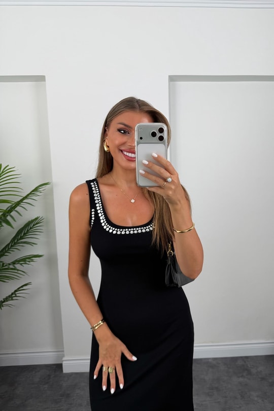 Premium Seri Yakası Zımbalı Tam Pamuklu Likralı Basic Elbise  