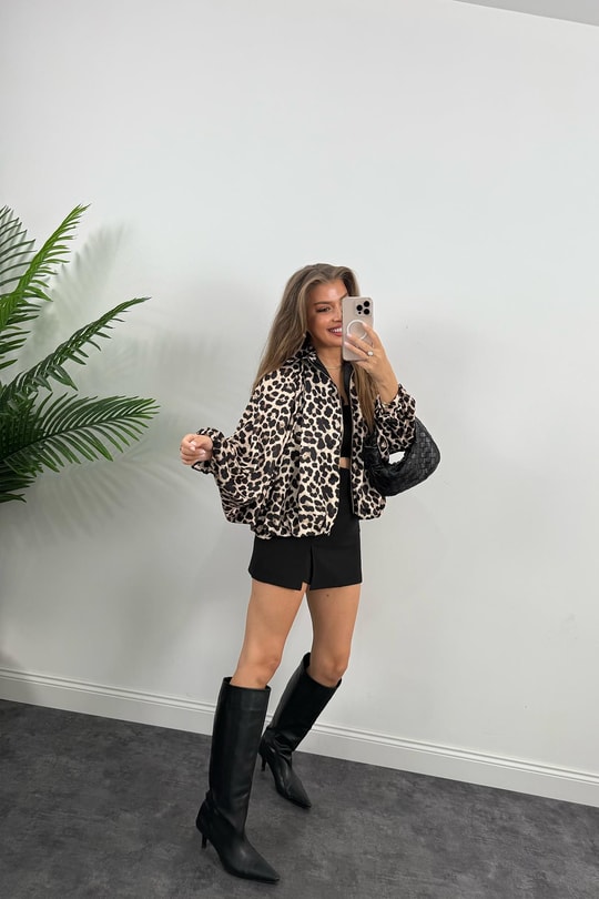 Premium Seri Yarasa Kol Tasarım Saten Bomber Ceket Leopar Desen