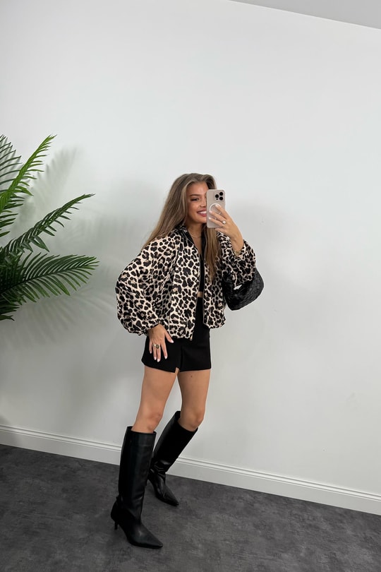 Premium Seri Yarasa Kol Tasarım Saten Bomber Ceket Leopar Desen