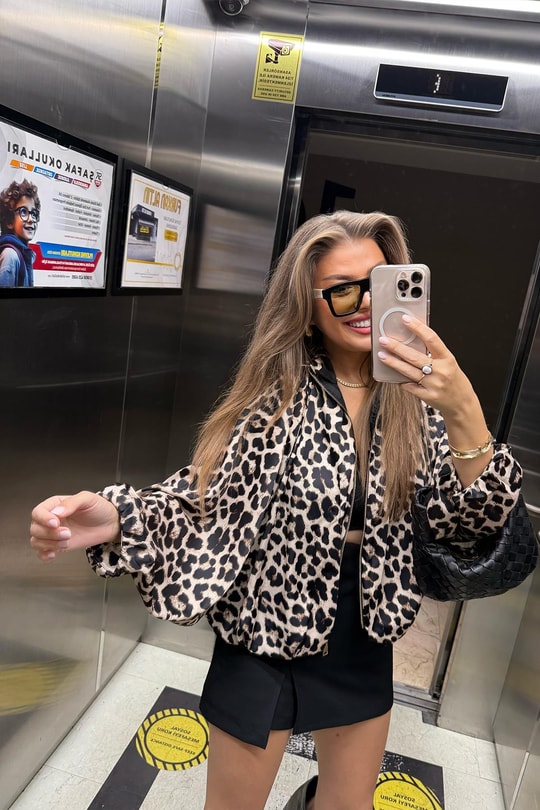 Premium Seri Yarasa Kol Tasarım Saten Bomber Ceket Leopar Desen