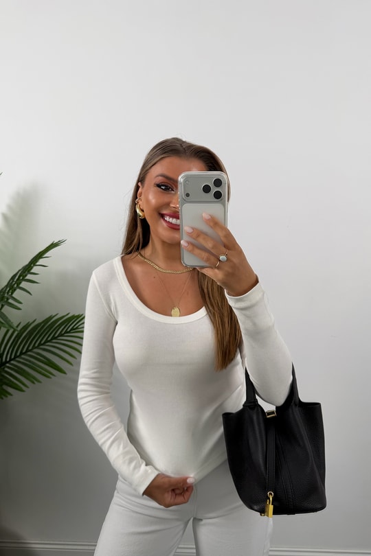 U Yaka %100 Pamuklu Likralı Basic Body Beyaz