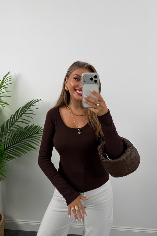 U Yaka %100 Pamuklu Likralı Basic Body Acı Kahve