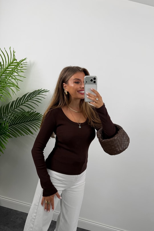 U Yaka %100 Pamuklu Likralı Basic Body Acı Kahve