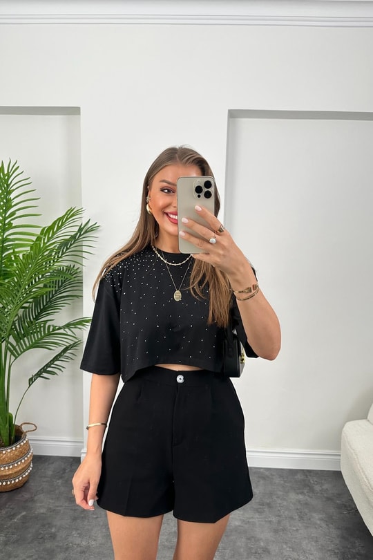 Üstü Serpme Taşlı Kısa Basic Tshirt Siyah