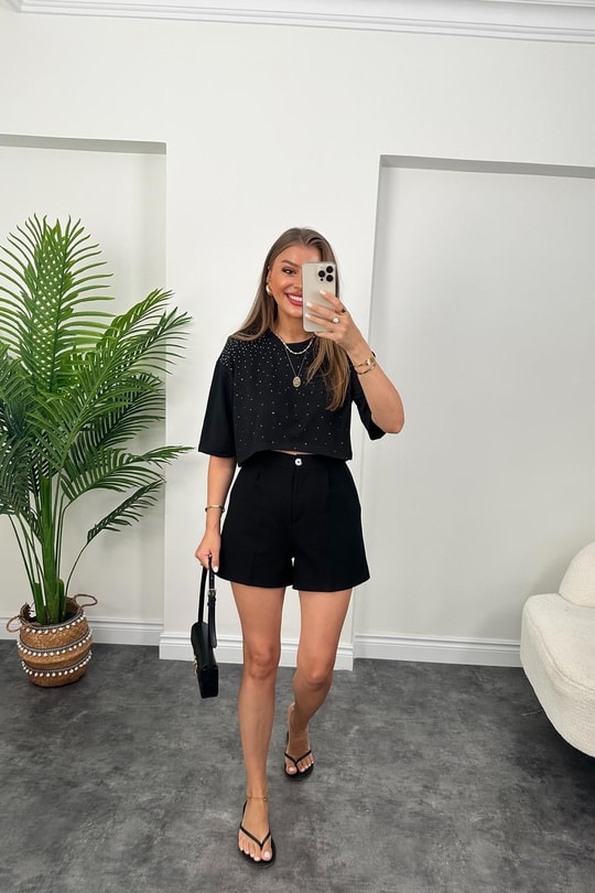 Üstü Serpme Taşlı Kısa Basic Tshirt Siyah