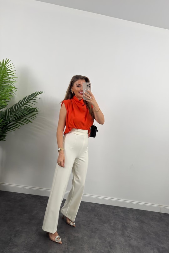 Vatkalı Drapeli Dik Yaka İpekli Krep Bluz Oranj