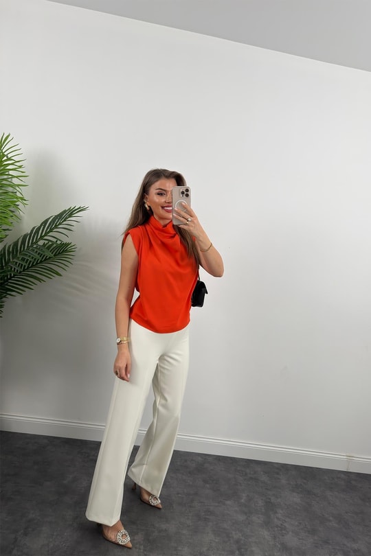 Vatkalı Drapeli Dik Yaka İpekli Krep Bluz Oranj