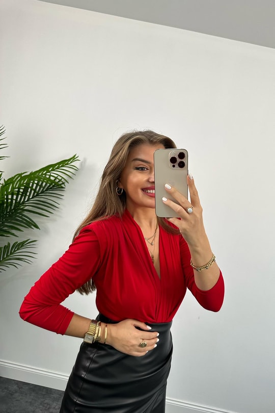 Vatkalı Likralı Bodysuit Kırmızı