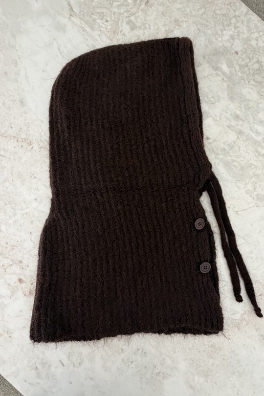 Yumuşak Dokulu Düğmeli Balaclava Acı Kahve