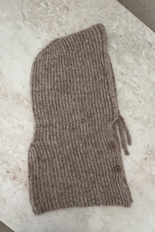 Yumuşak Dokulu Düğmeli Balaclava Vizon