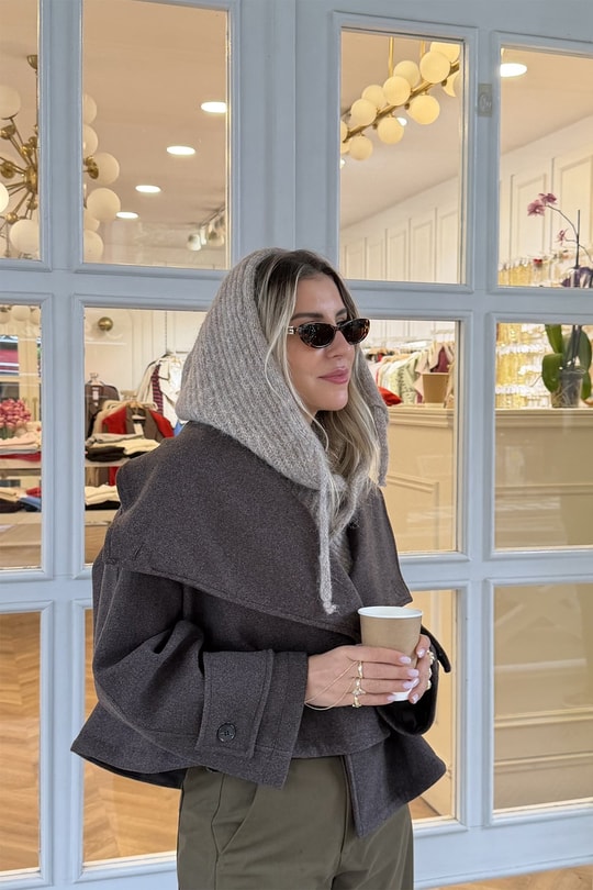 Yumuşak Dokulu Düğmeli Balaclava Vizon