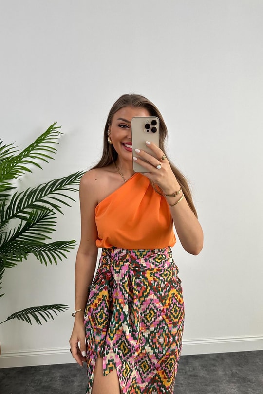 Zara Model Renkli Kuşaklı Keten Kalem Etek