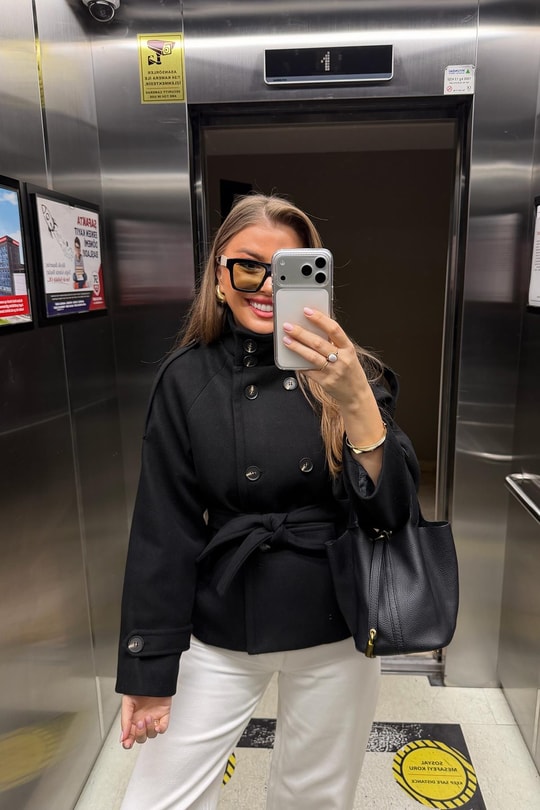 Zra Model Dik Yaka Apoletli Kısa Kaşe Kaban Siyah