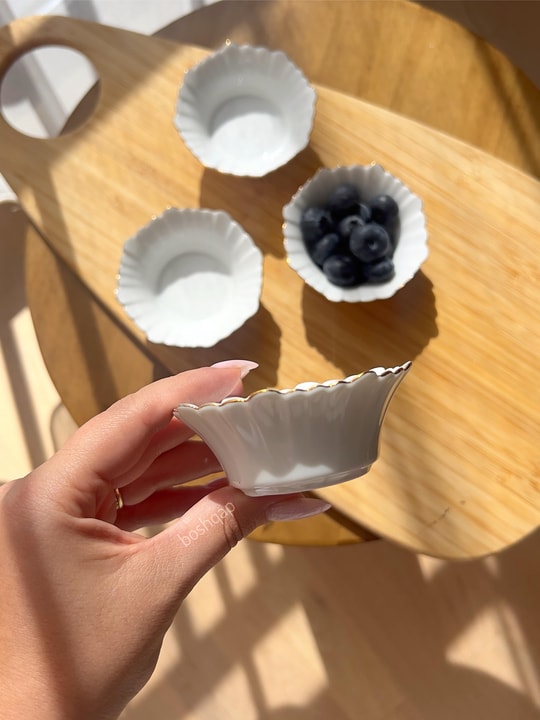 Lotus Desen 4 lü Porselen Yaldızlı Mini Kayık Sunum Kasesi Beyaz