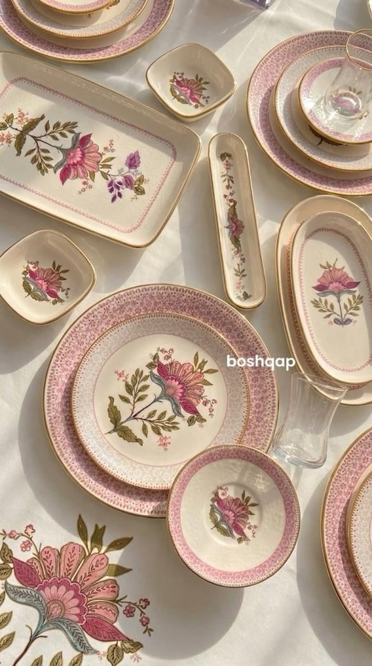 Roselia 6 Kişilik 35 Parça Pasta ve Kahvaltı Takımı