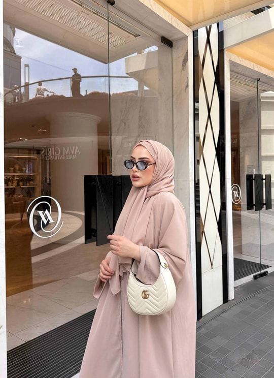 HR-1104H&R ButikPol- Qamal Şallı Abaya Pudra
