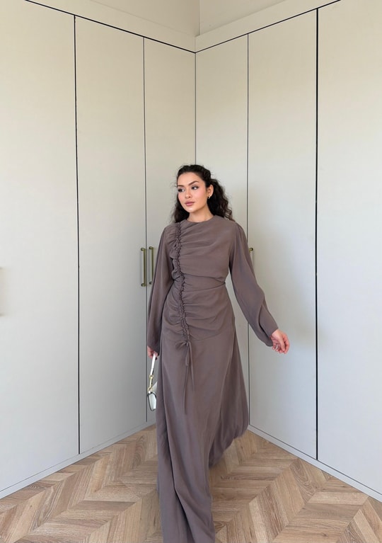 HR-0955H&R ButikCho- Danla Ön Büzgülü Elbise Vizon