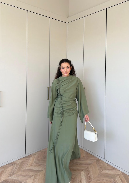 HR-0953H&R ButikCho- Danla Ön Büzgülü Elbise Yeşil