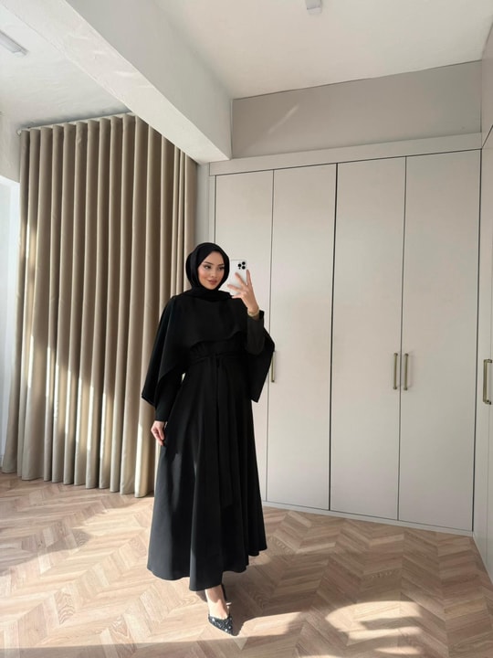 ELB-182H&R ButikDuq-Stella Pelerin Yaka Elbise Siyah