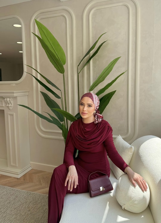 elbs-1669H&R ButikEyşan Atkı Detaylı Sandy Elbise Bordo