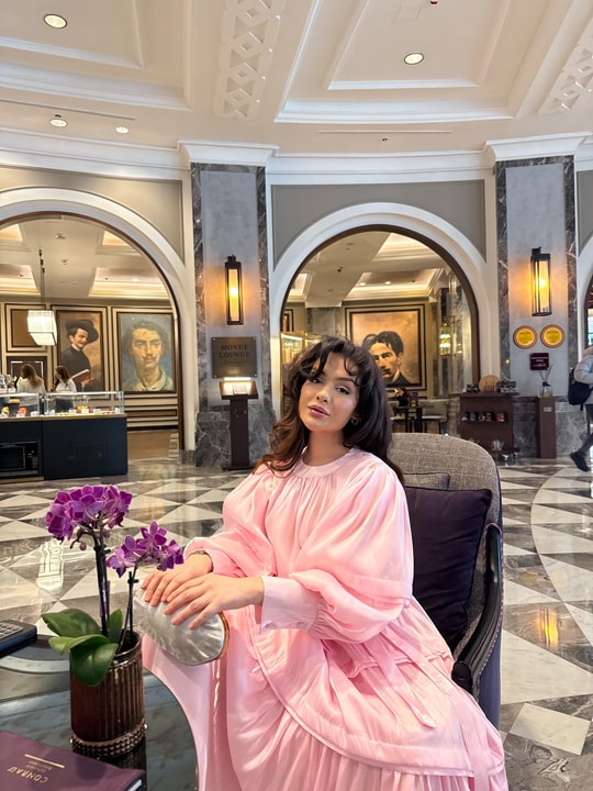 ELB-138H&R ButikFus- Aura Kat Detaylı Saten Ebise Pembe